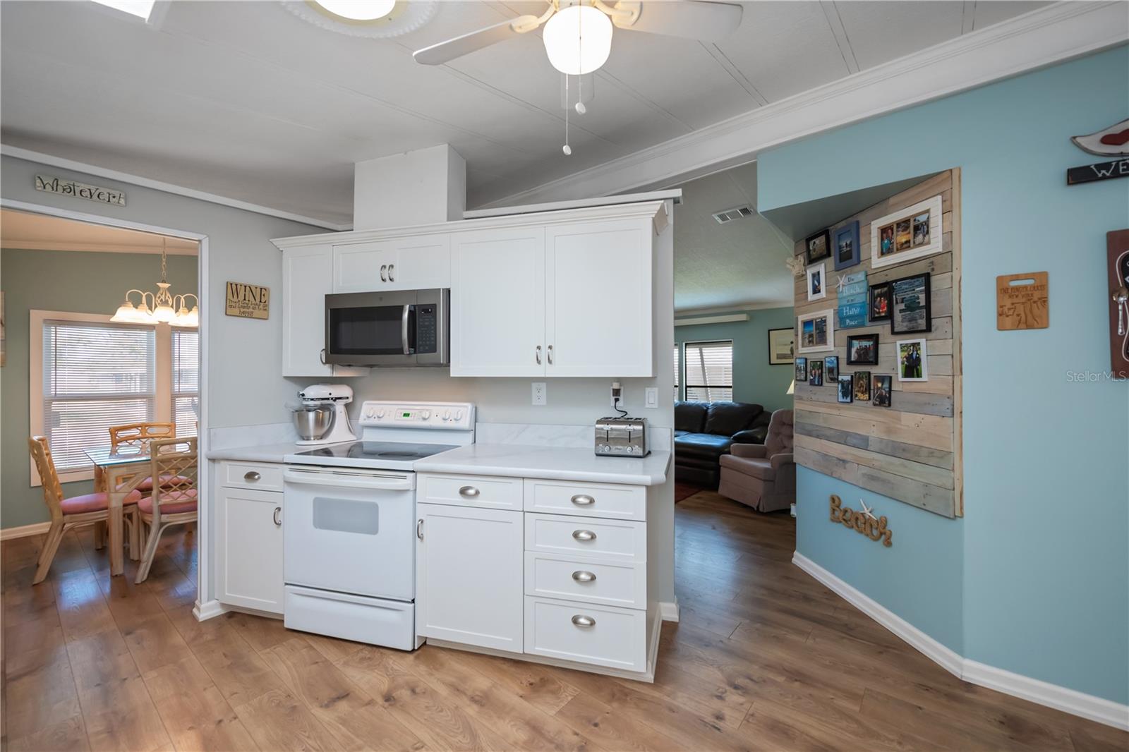 715 TANGERINE WOODS BLVD, ENGLEWOOD, FL, 34223