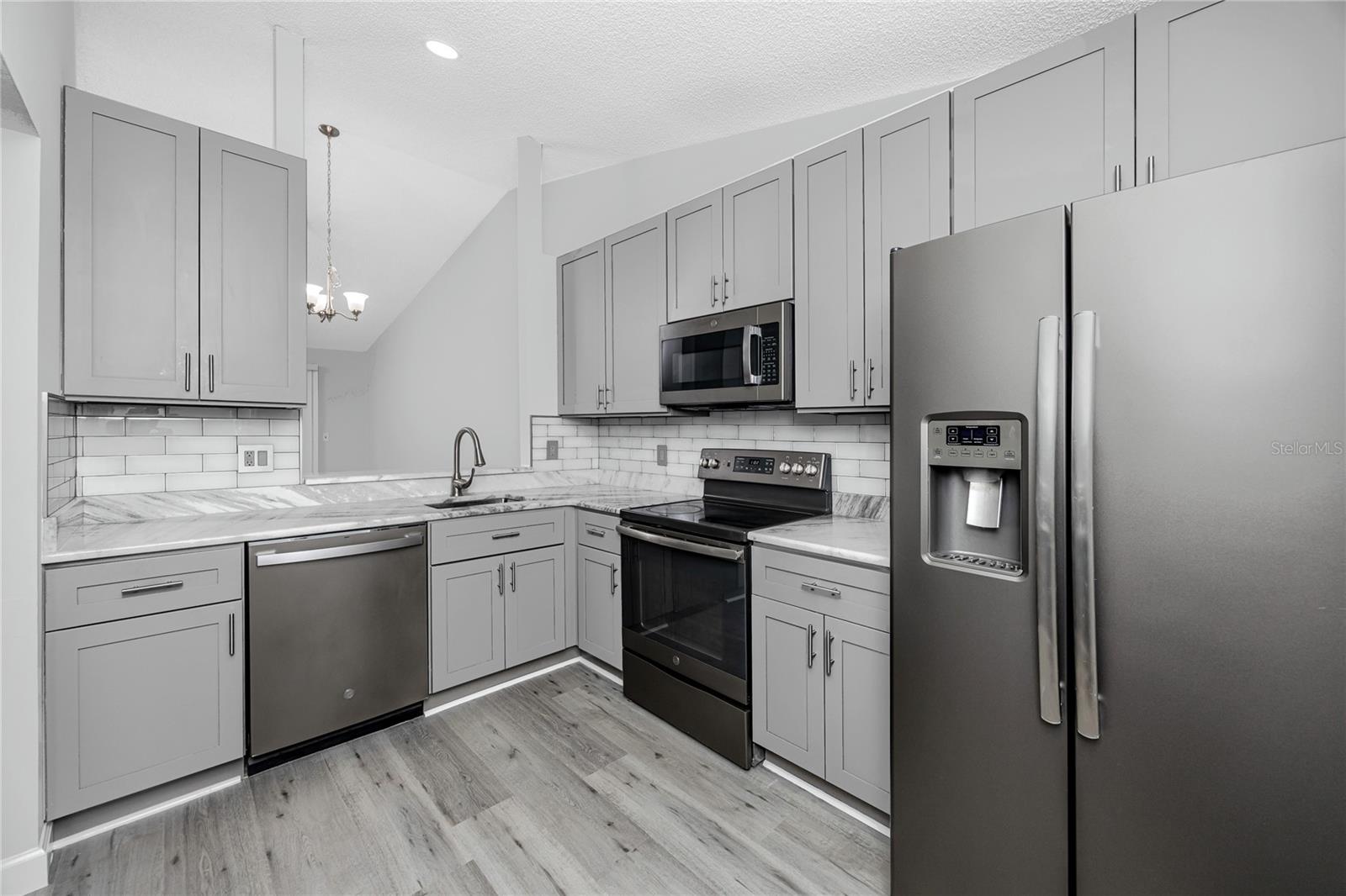 327 PHLOX DR, PALM HARBOR, FL, 34684