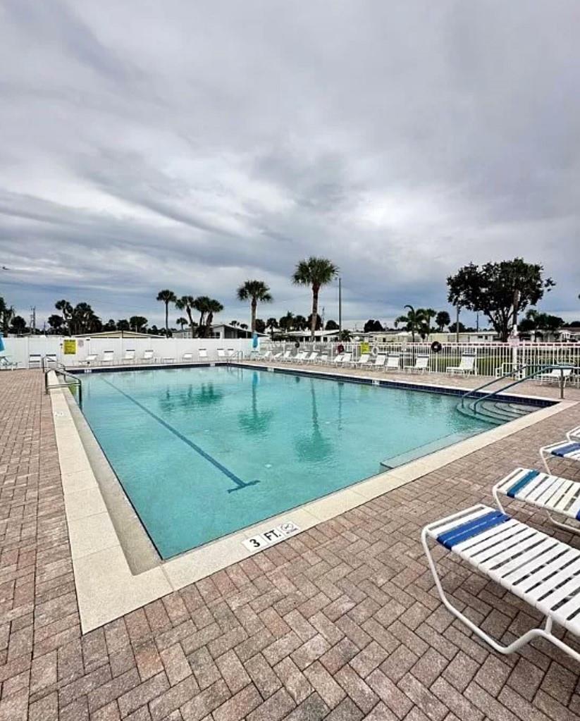 216 CAPTAINS WALK, NORTH FORT MYERS, FL, 33917