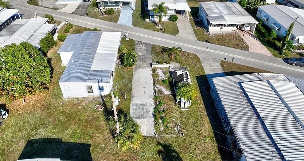 216 CAPTAINS WALK, NORTH FORT MYERS, FL, 33917