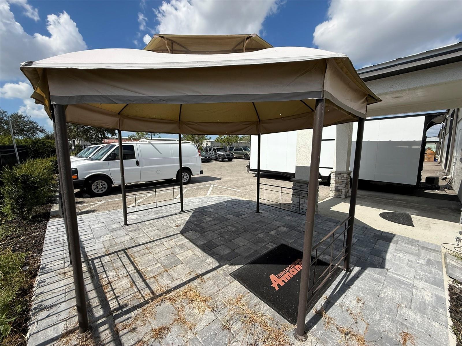 6860 28TH STREET CIR E, SARASOTA, FL, 34243