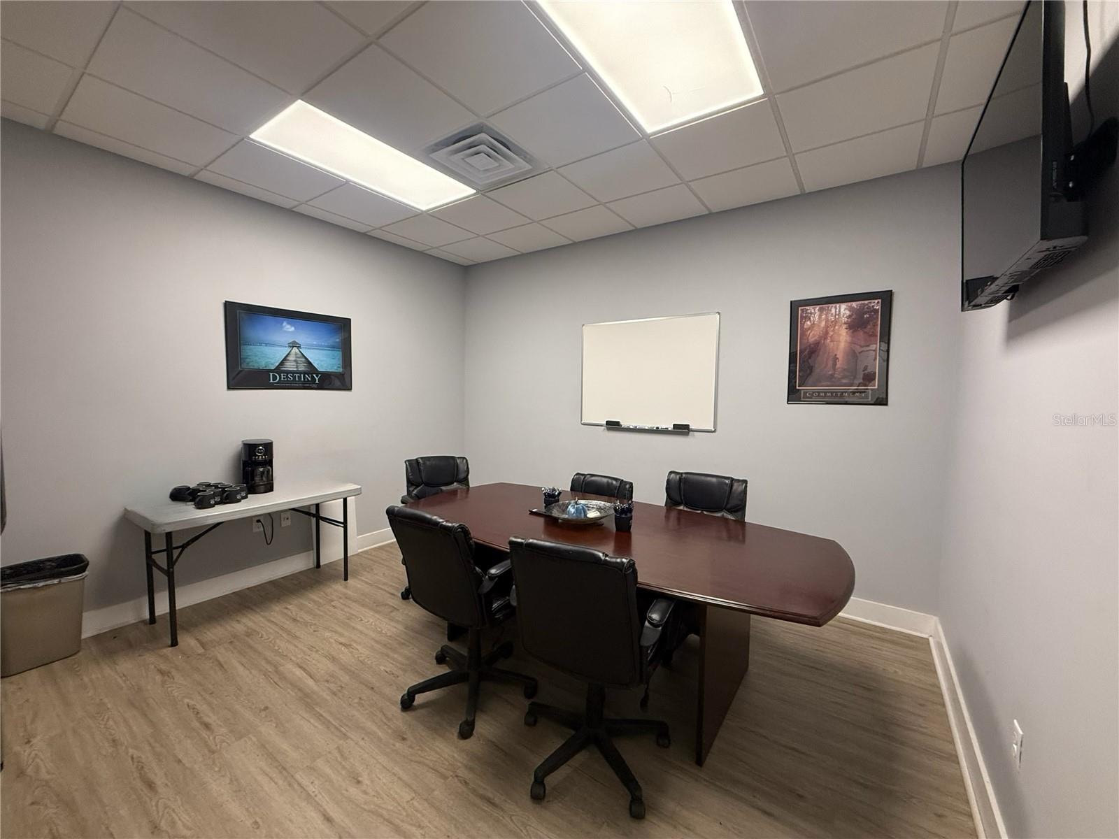 6860 28TH STREET CIR E, SARASOTA, FL, 34243