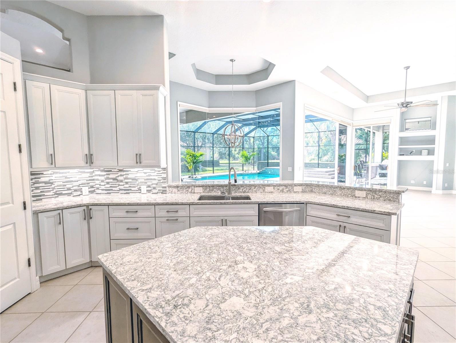 7934 ROYAL BIRKDALE CIR, LAKEWOOD RANCH, FL, 34202