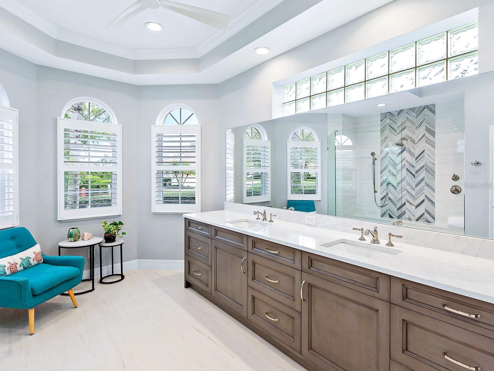 7934 ROYAL BIRKDALE CIR, LAKEWOOD RANCH, FL, 34202