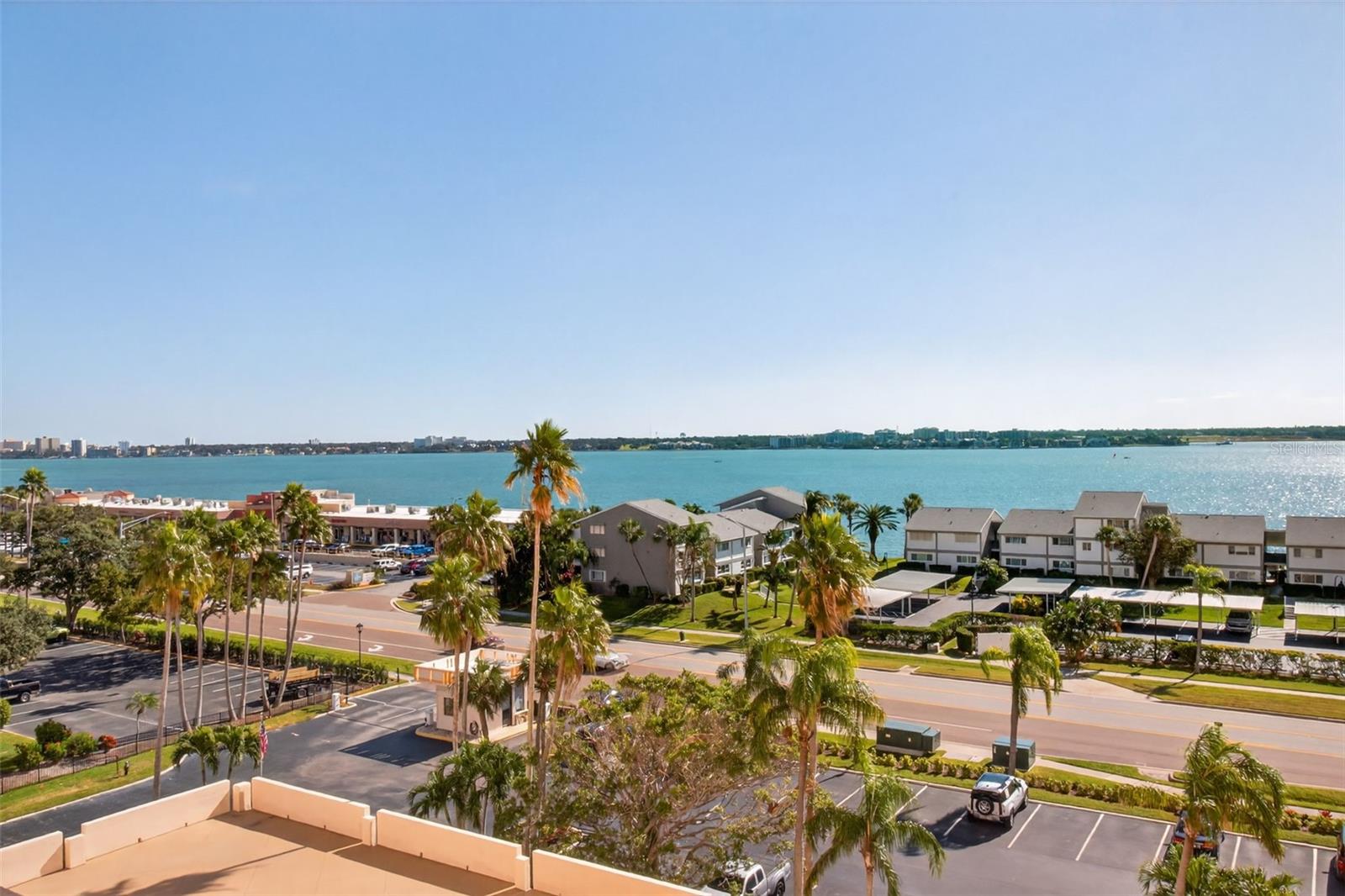 1270 GULF BLVD #705, CLEARWATER BEACH, FL, 33767