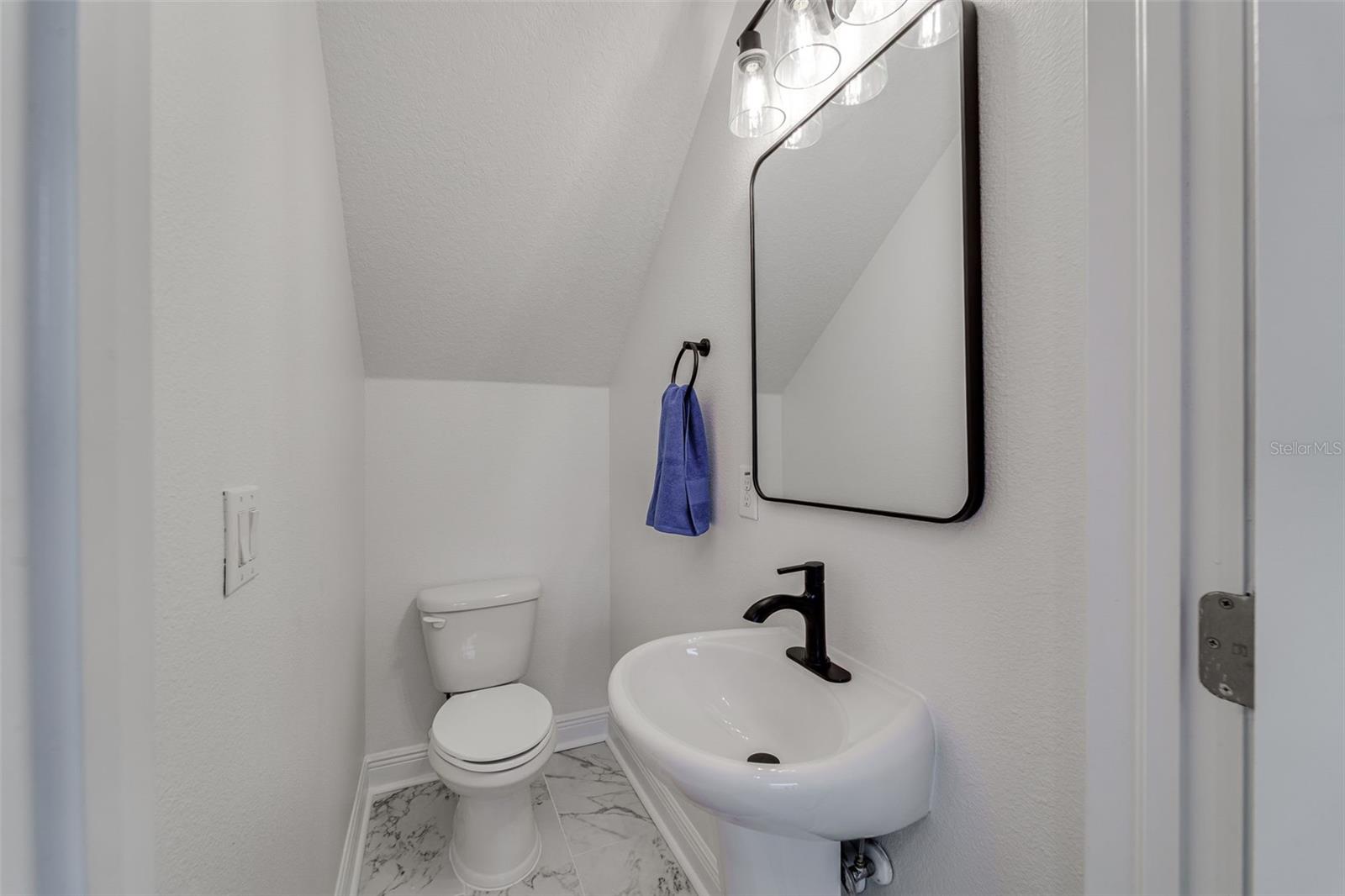 1933 W CHESTNUT ST, TAMPA, FL, 33607