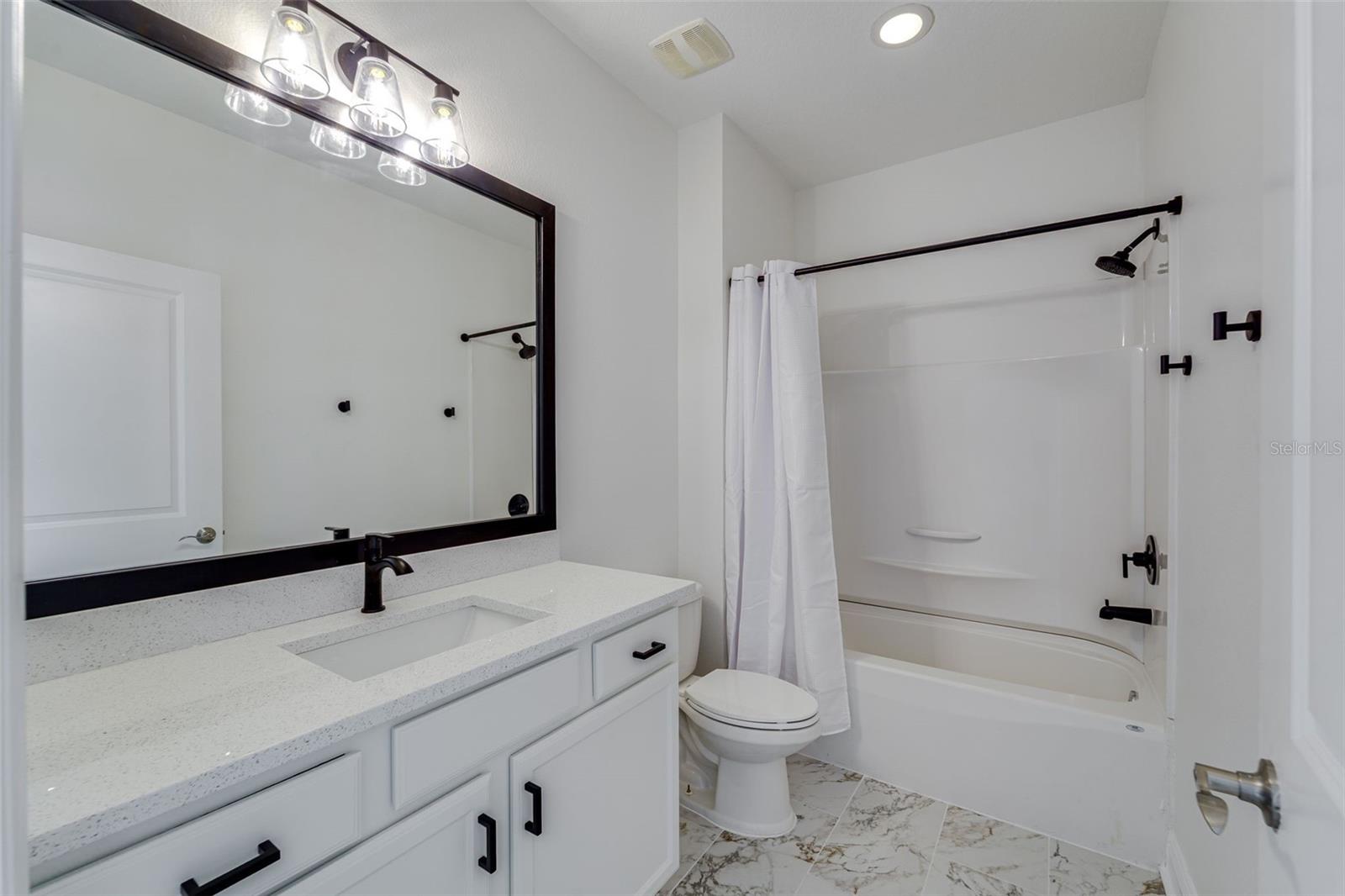 1933 W CHESTNUT ST, TAMPA, FL, 33607