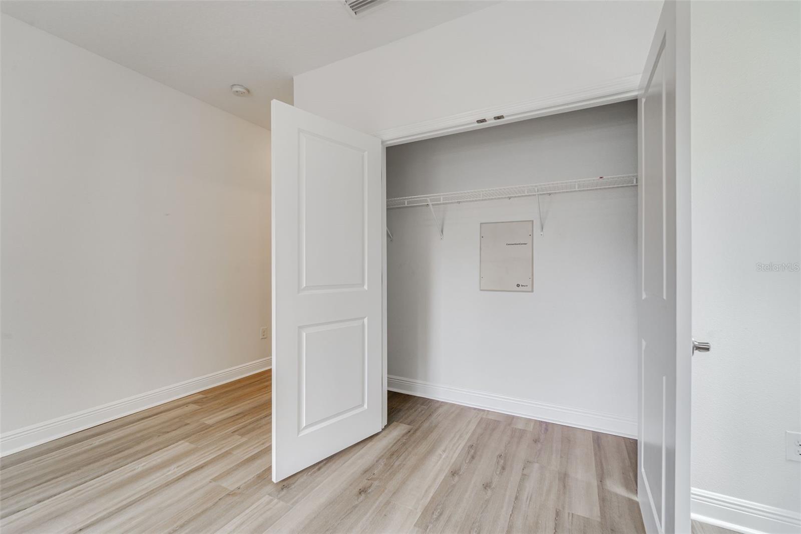 1933 W CHESTNUT ST, TAMPA, FL, 33607