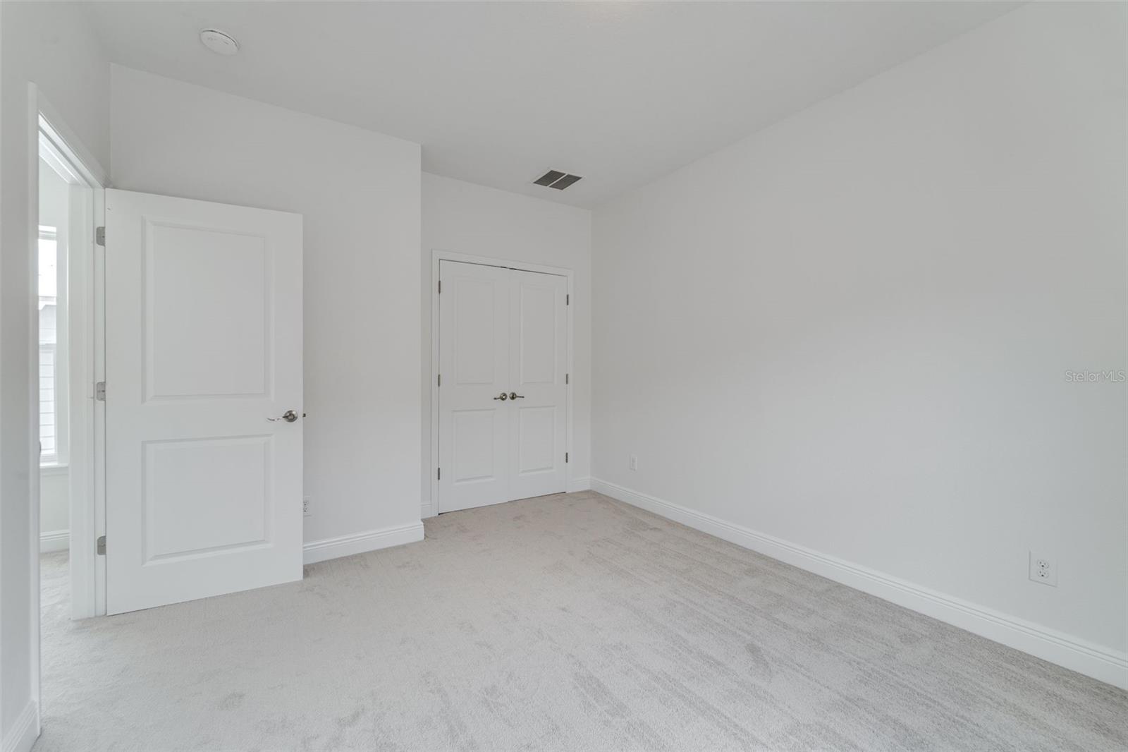 1933 W CHESTNUT ST, TAMPA, FL, 33607