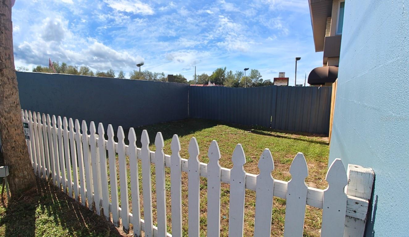 3001 BEE RIDGE RD #212, SARASOTA, FL, 34239