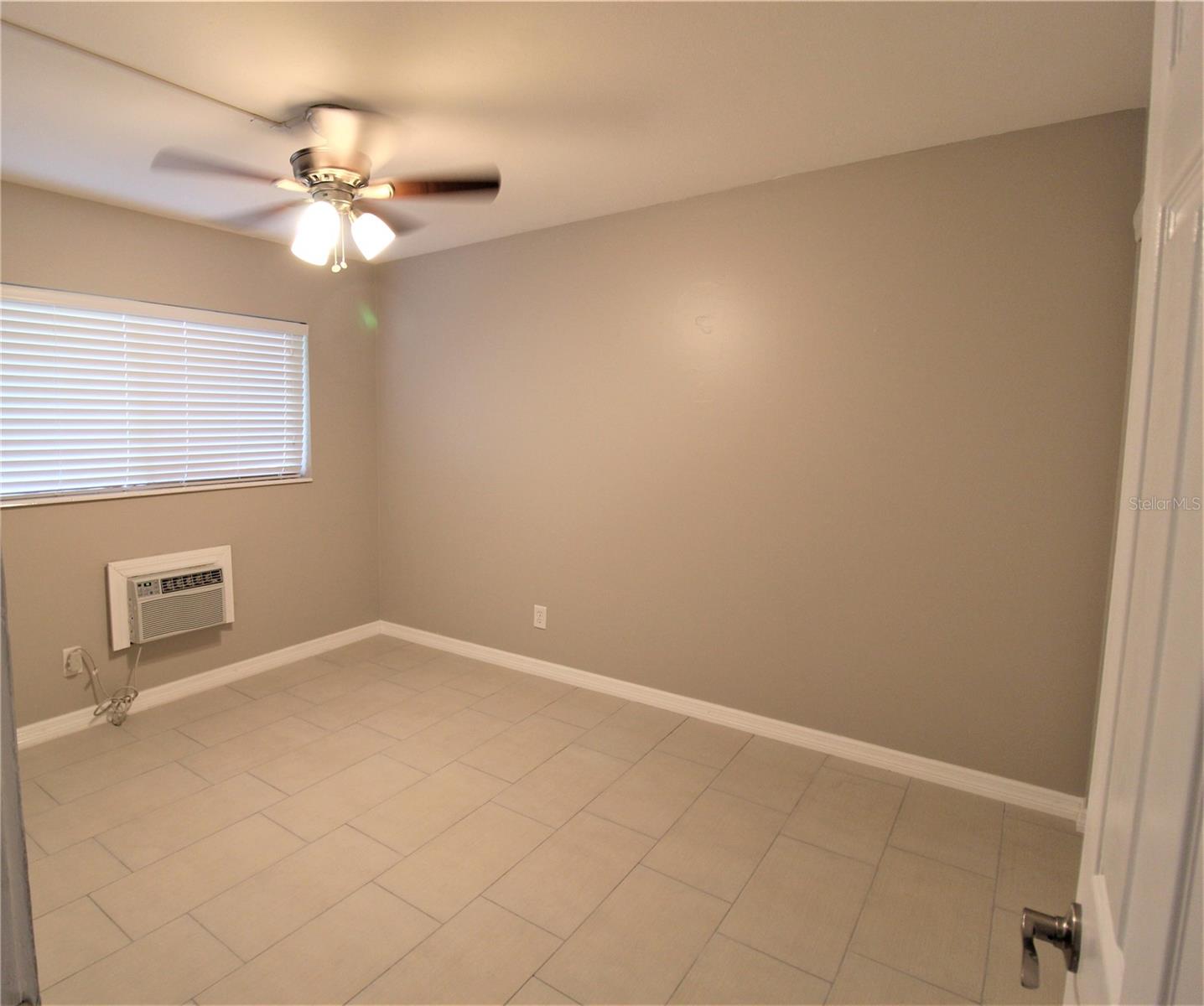 3001 BEE RIDGE RD #212, SARASOTA, FL, 34239