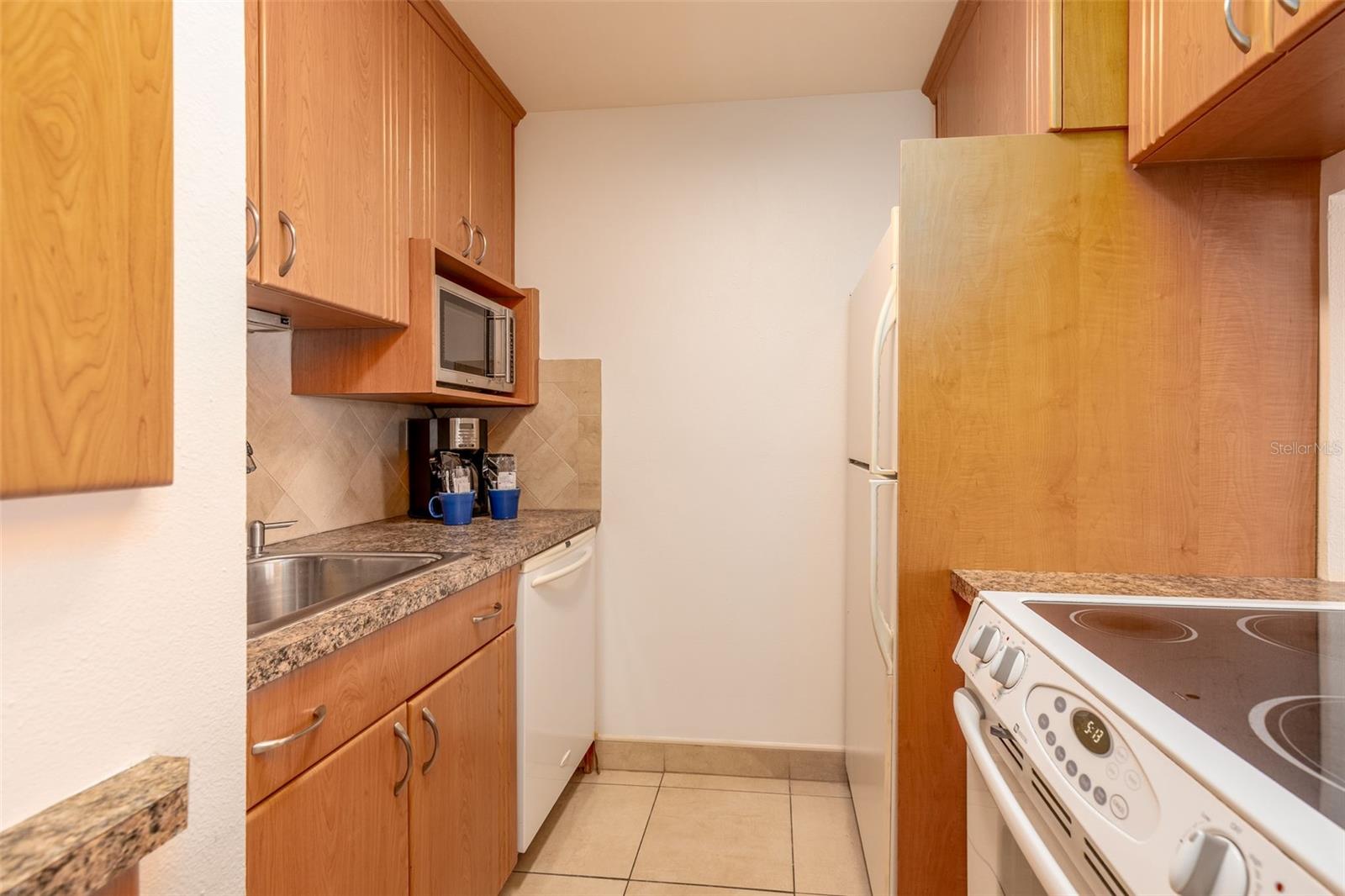 8470 W GULF BLVD #406, TREASURE ISLAND, FL, 33706