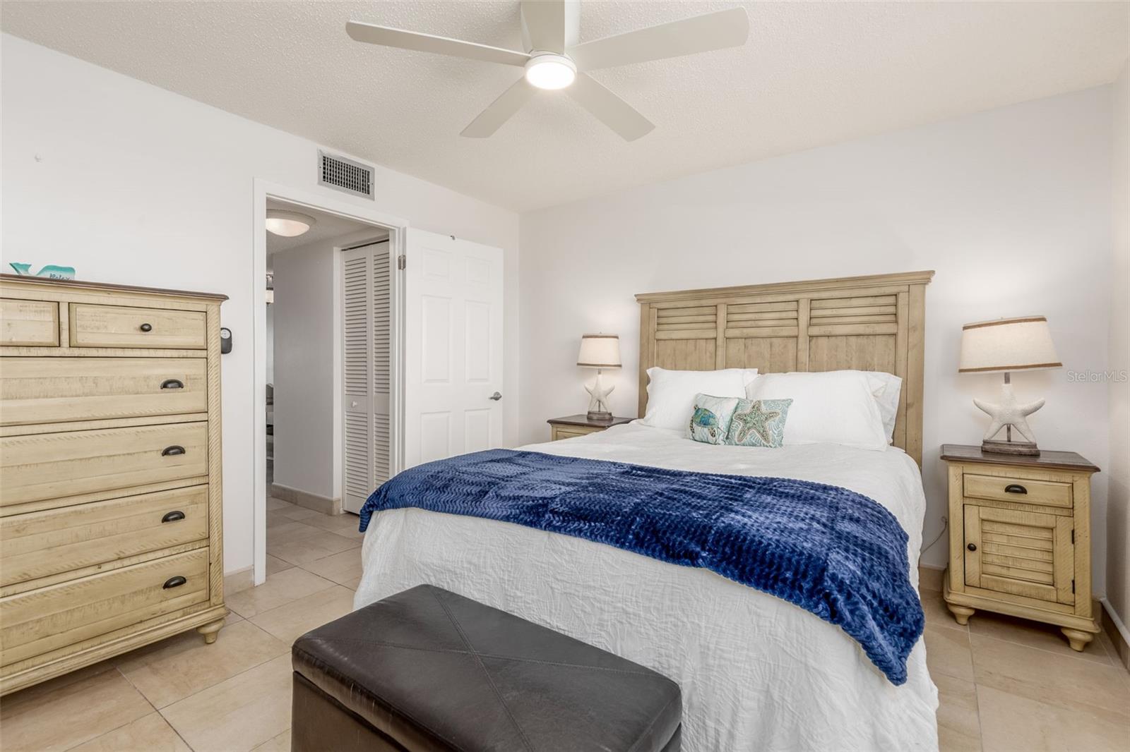 8470 W GULF BLVD #406, TREASURE ISLAND, FL, 33706