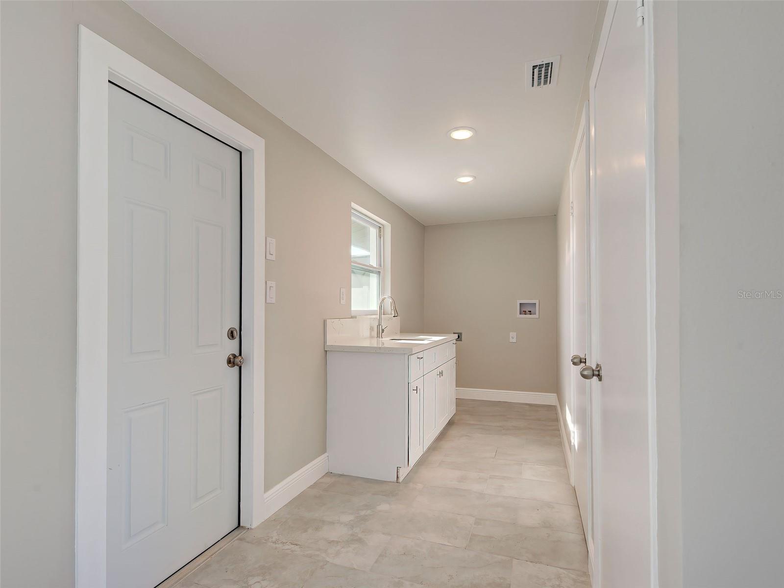 4342 EWING CIR, PORT CHARLOTTE, FL, 33948