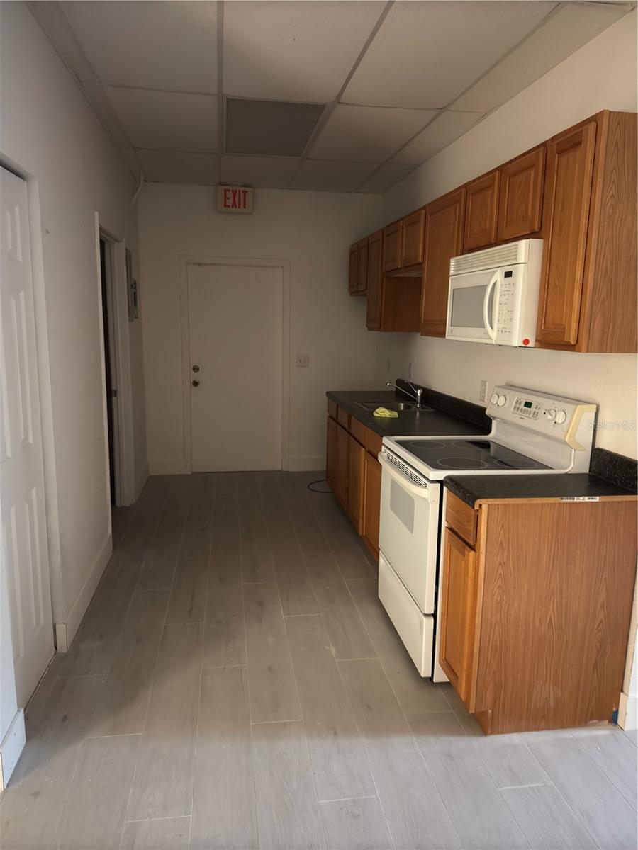 17880 TOLEDO BLADE BLVD, PORT CHARLOTTE, FL, 33948