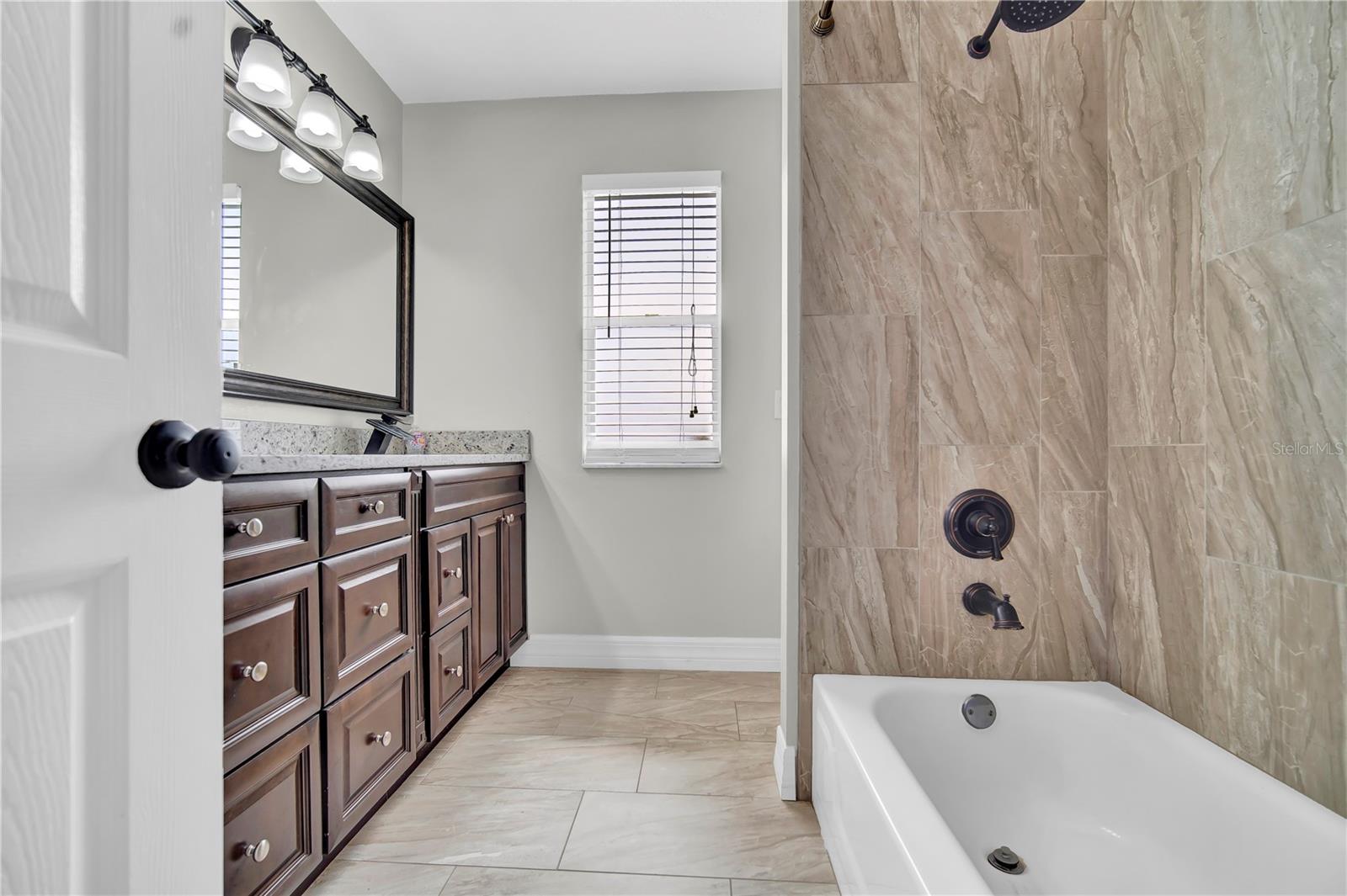 535 DOWNING CIR, DAVENPORT, FL, 33897