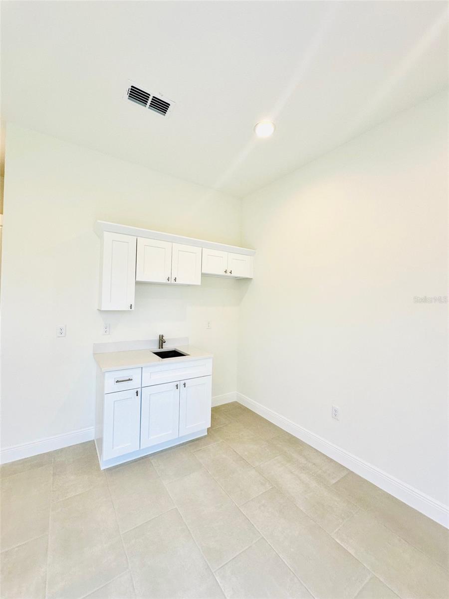 562 KILIMANJARO DR, KISSIMMEE, FL, 34758