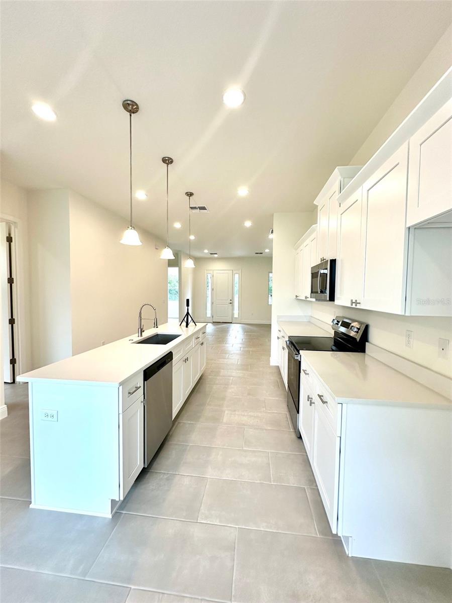 562 KILIMANJARO DR, KISSIMMEE, FL, 34758