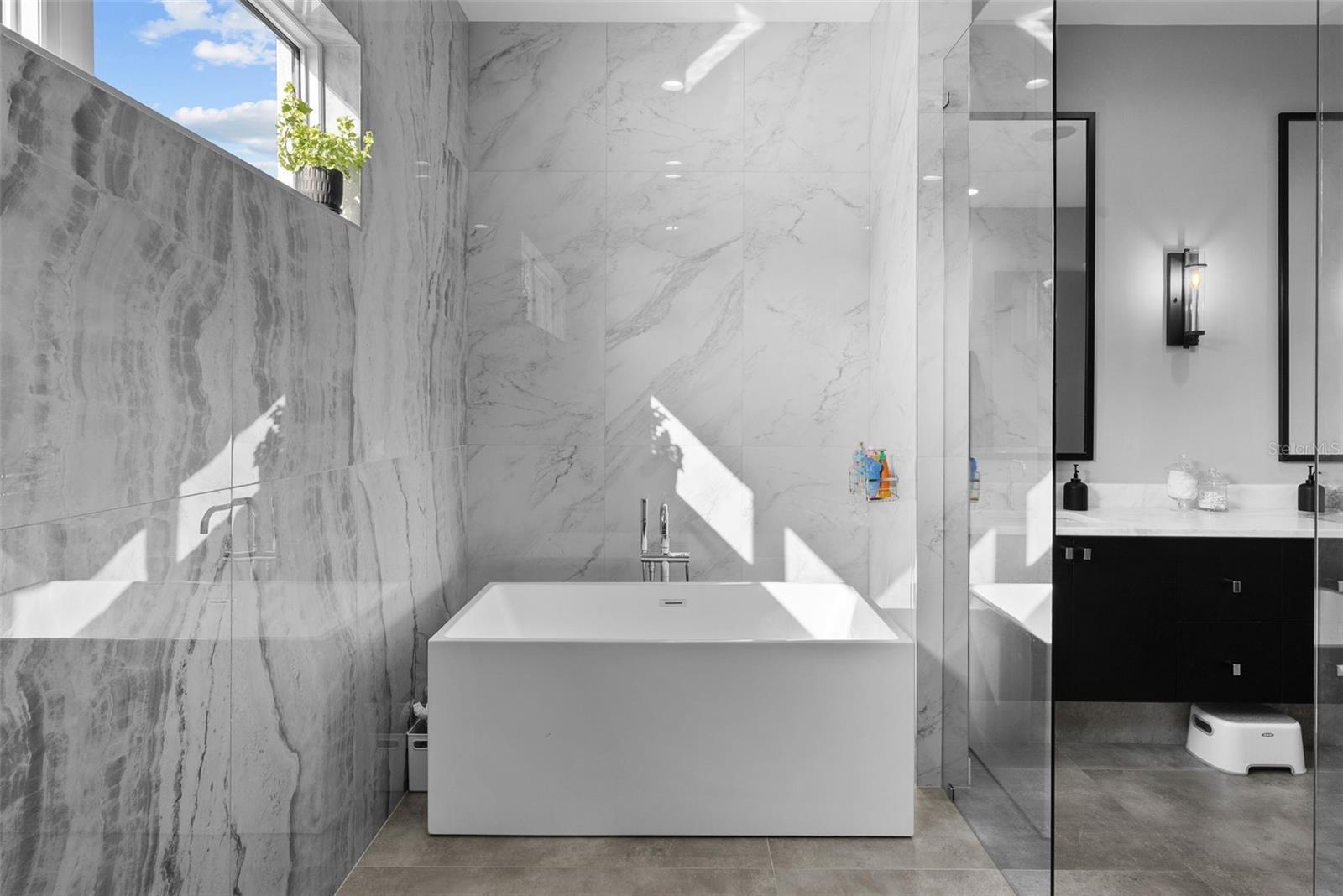 3624 S GARDENIA AVE, TAMPA, FL, 33629