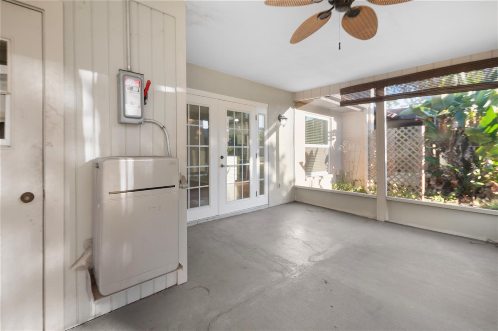 10006 87TH ST, SEMINOLE, FL, 33777