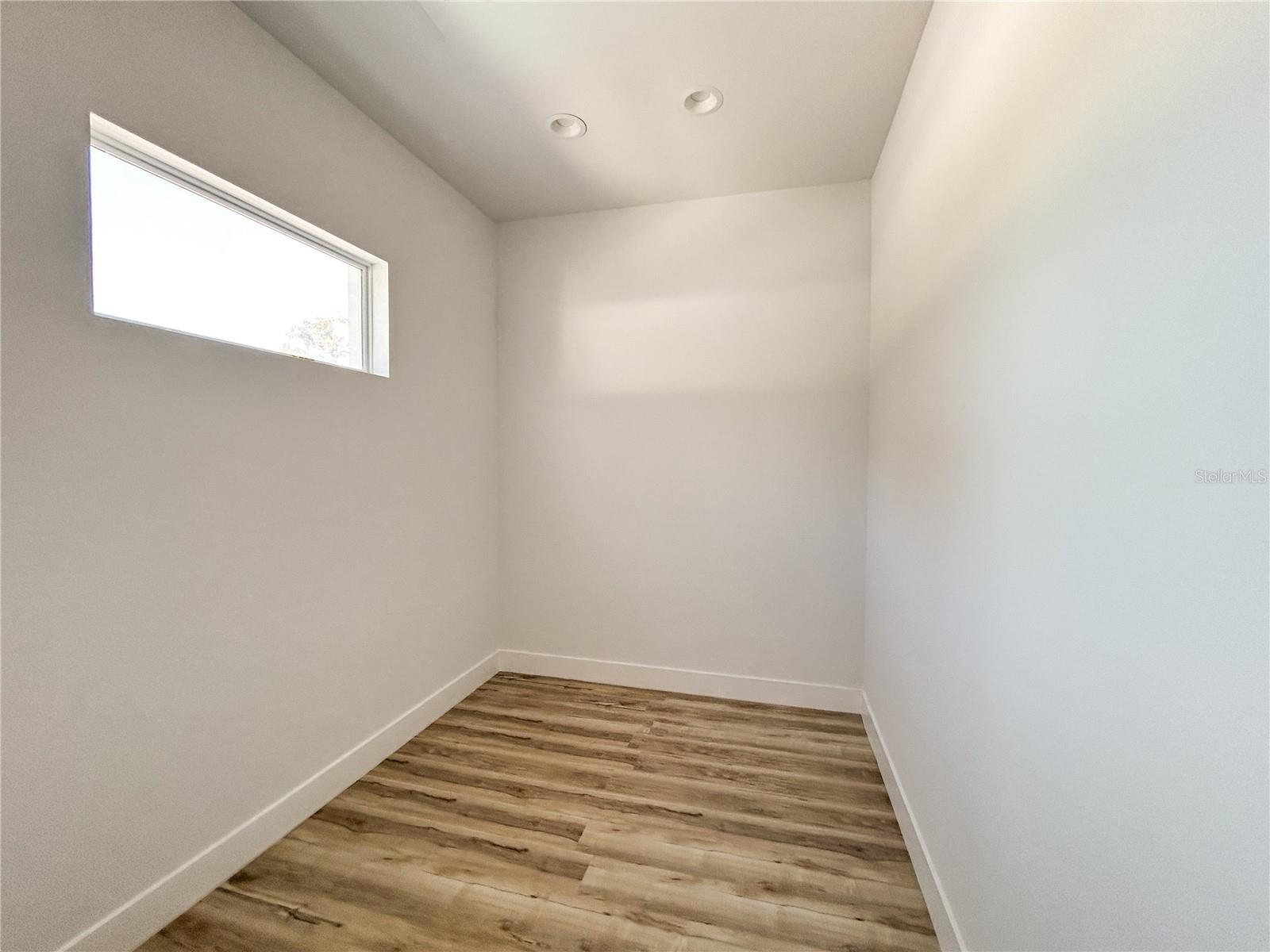 Huge Master Bedroom Closet