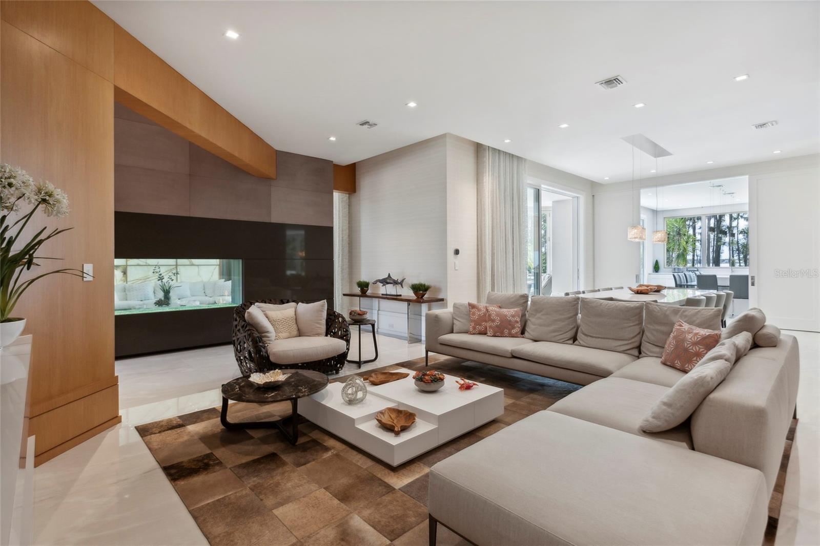 O6356355 Property Photo