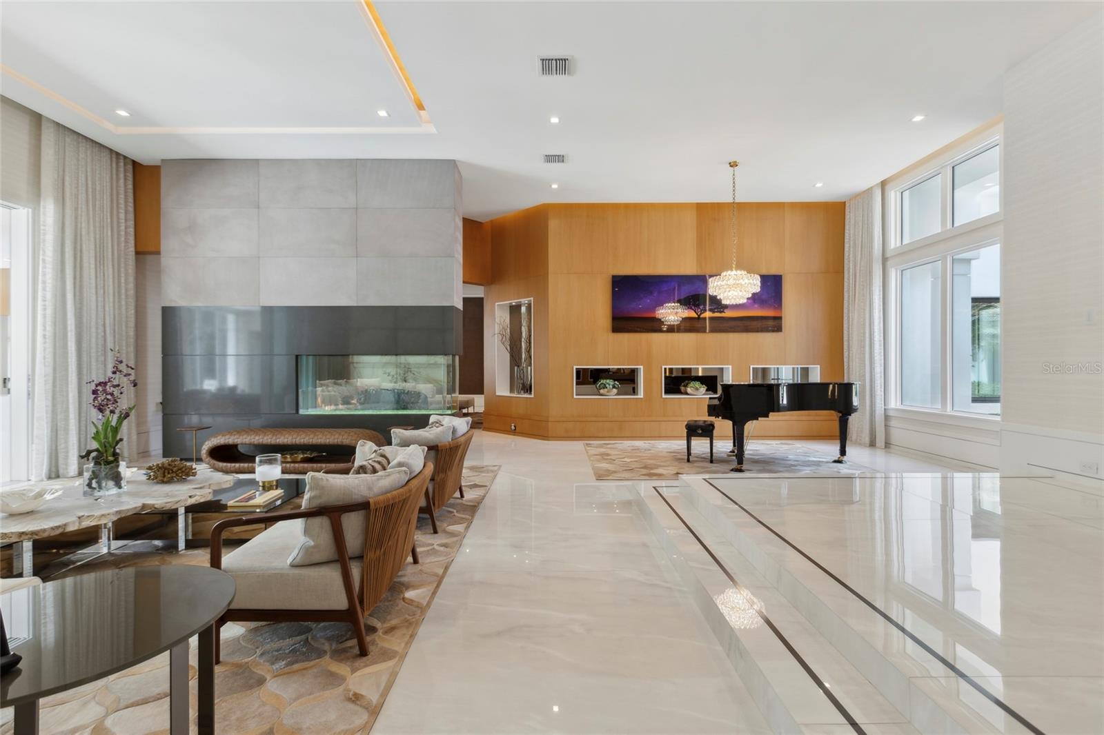 O6356355 Property Photo