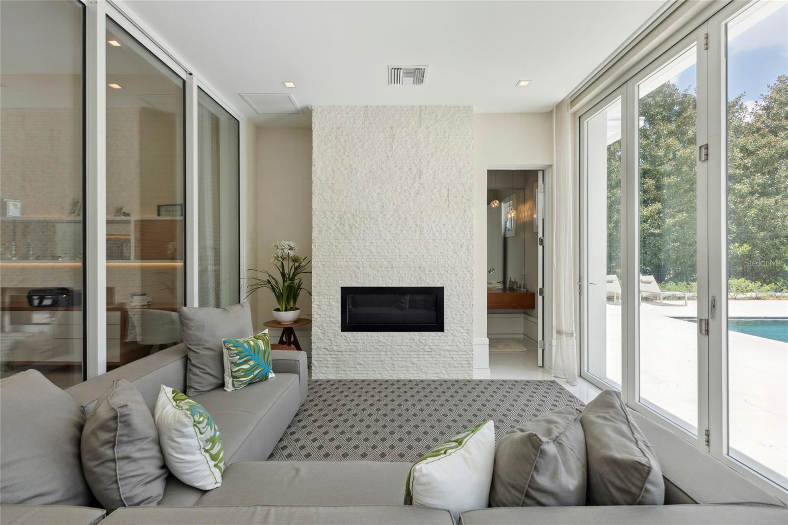 O6356355 Property Photo