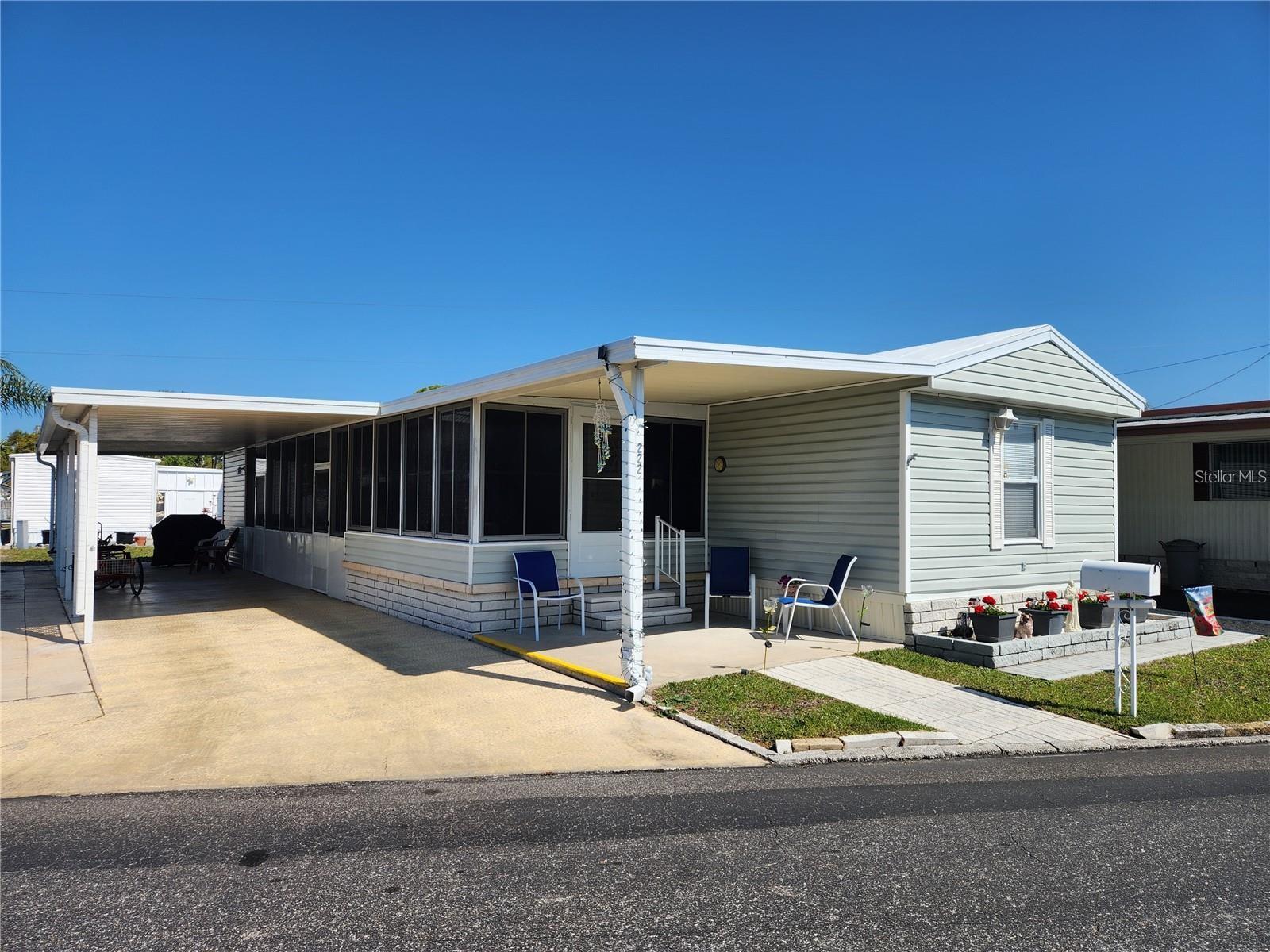 TB8442836 Property Photo