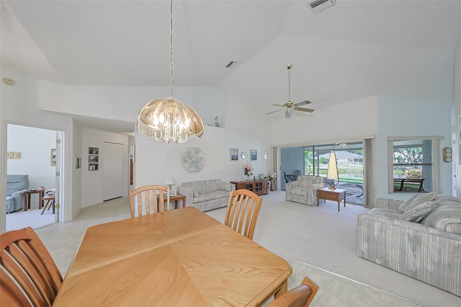 1619 BROOKTON GREEN DR, SUN CITY CENTER, FL, 33573