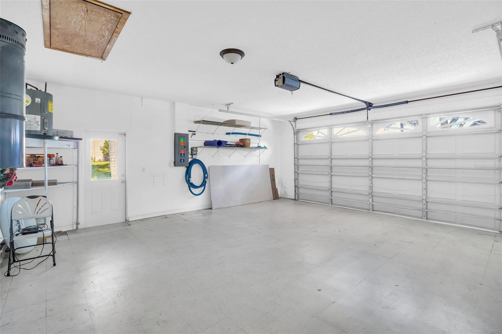 Oversized 2-car garage~