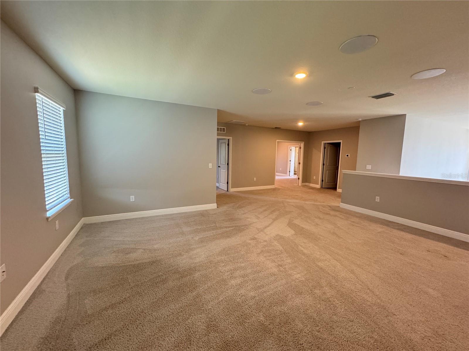 1381 BERING RD, WESLEY CHAPEL, FL, 33543