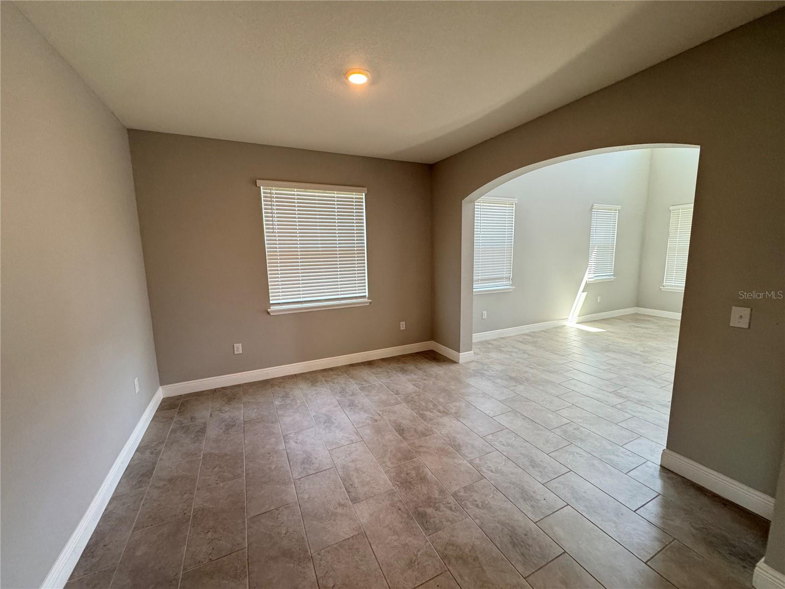 1381 BERING RD, WESLEY CHAPEL, FL, 33543