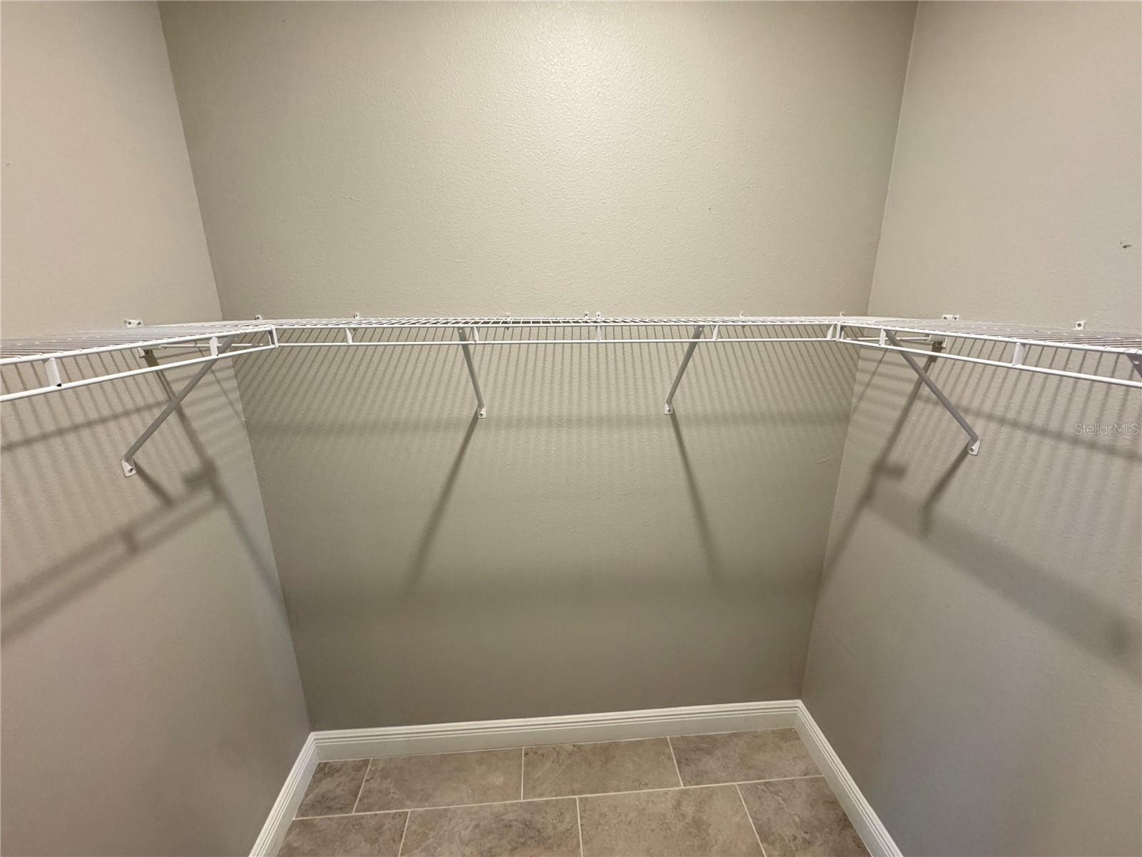 1381 BERING RD, WESLEY CHAPEL, FL, 33543