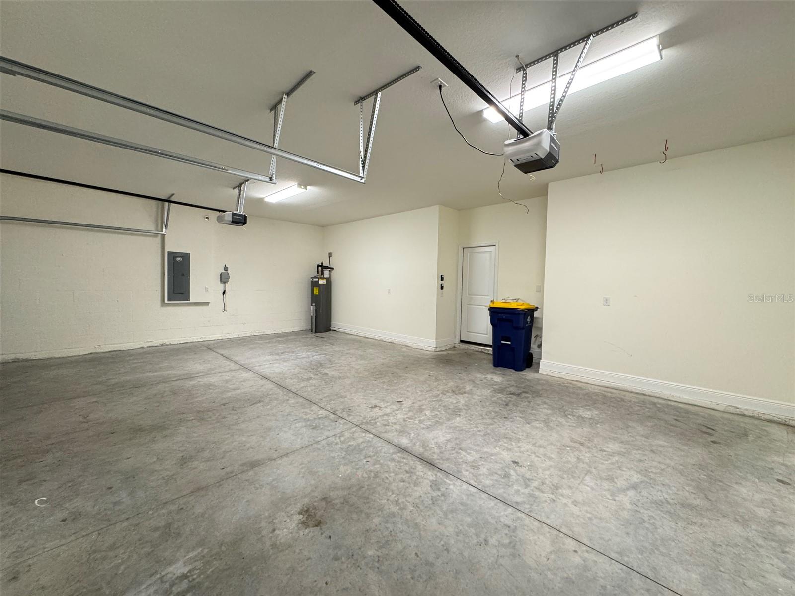 1381 BERING RD, WESLEY CHAPEL, FL, 33543