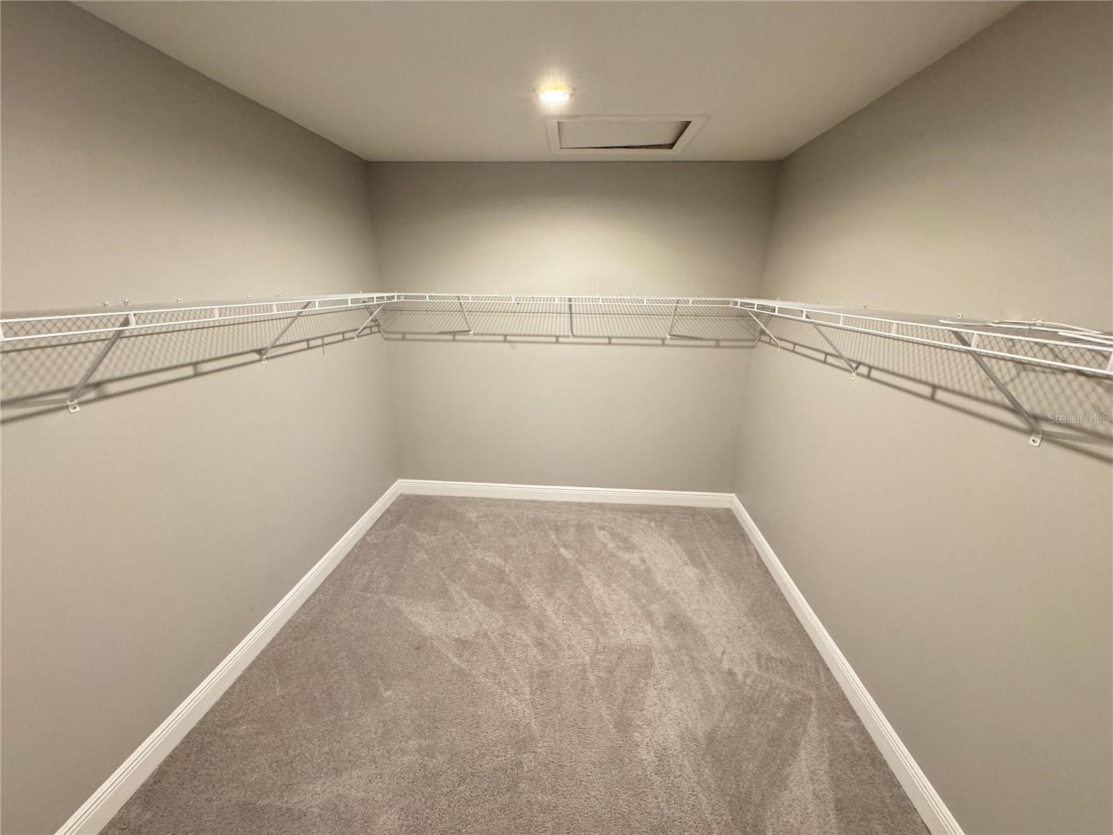 1381 BERING RD, WESLEY CHAPEL, FL, 33543