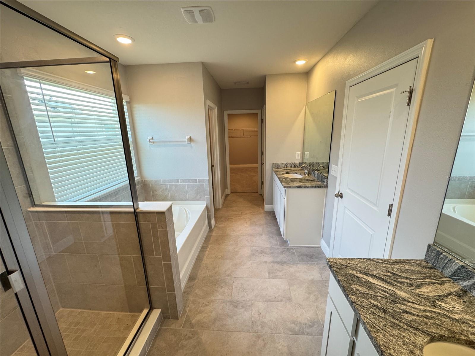 1381 BERING RD, WESLEY CHAPEL, FL, 33543