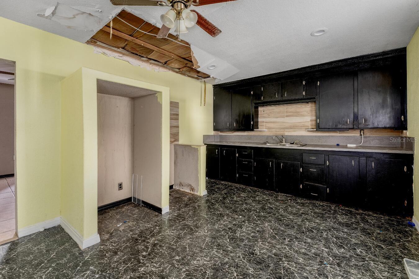 11705 SAWYER ST, ORLANDO, FL, 32817