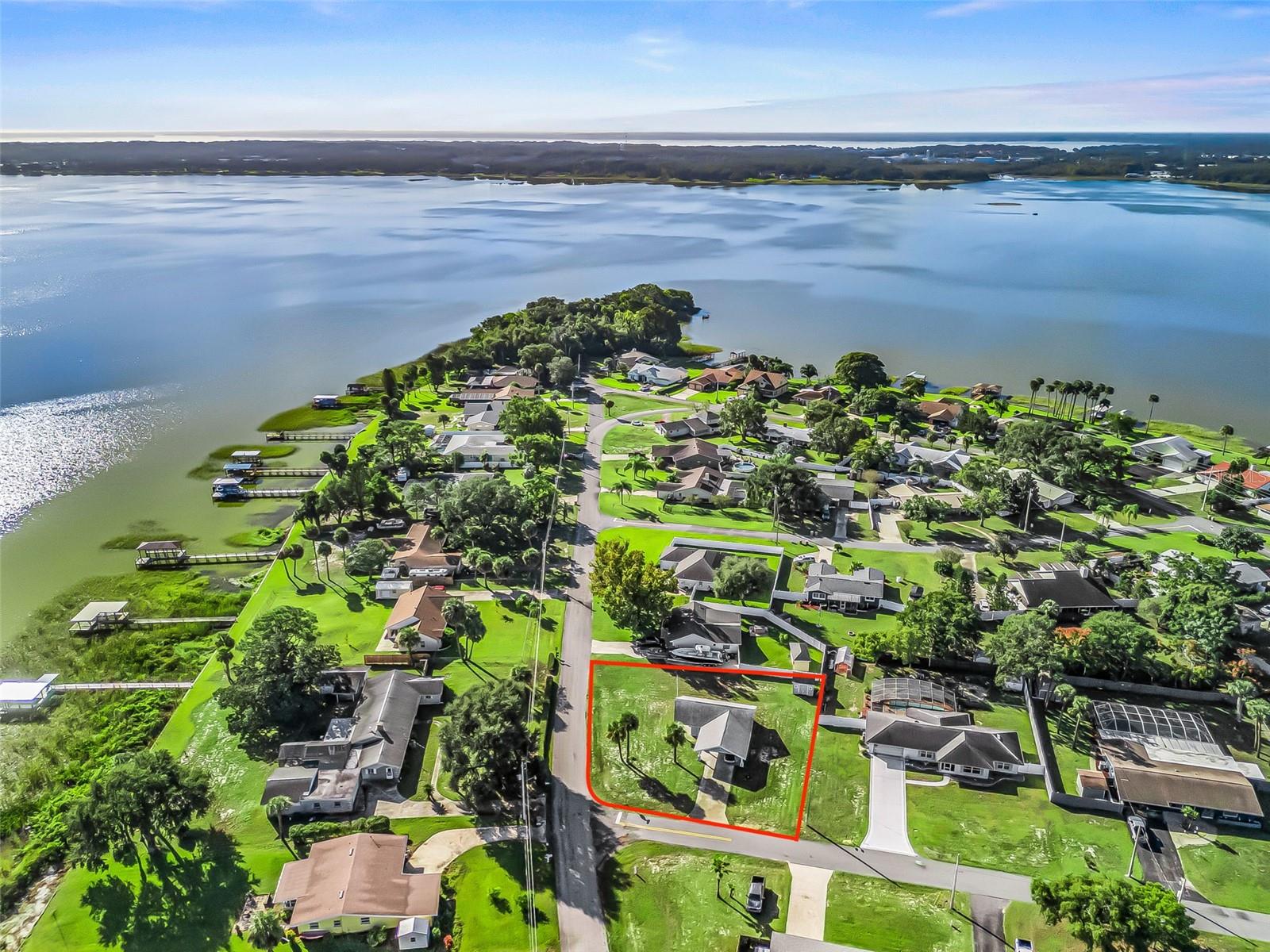 33445 PICCIOLA DR, FRUITLAND PARK, FL, 34731