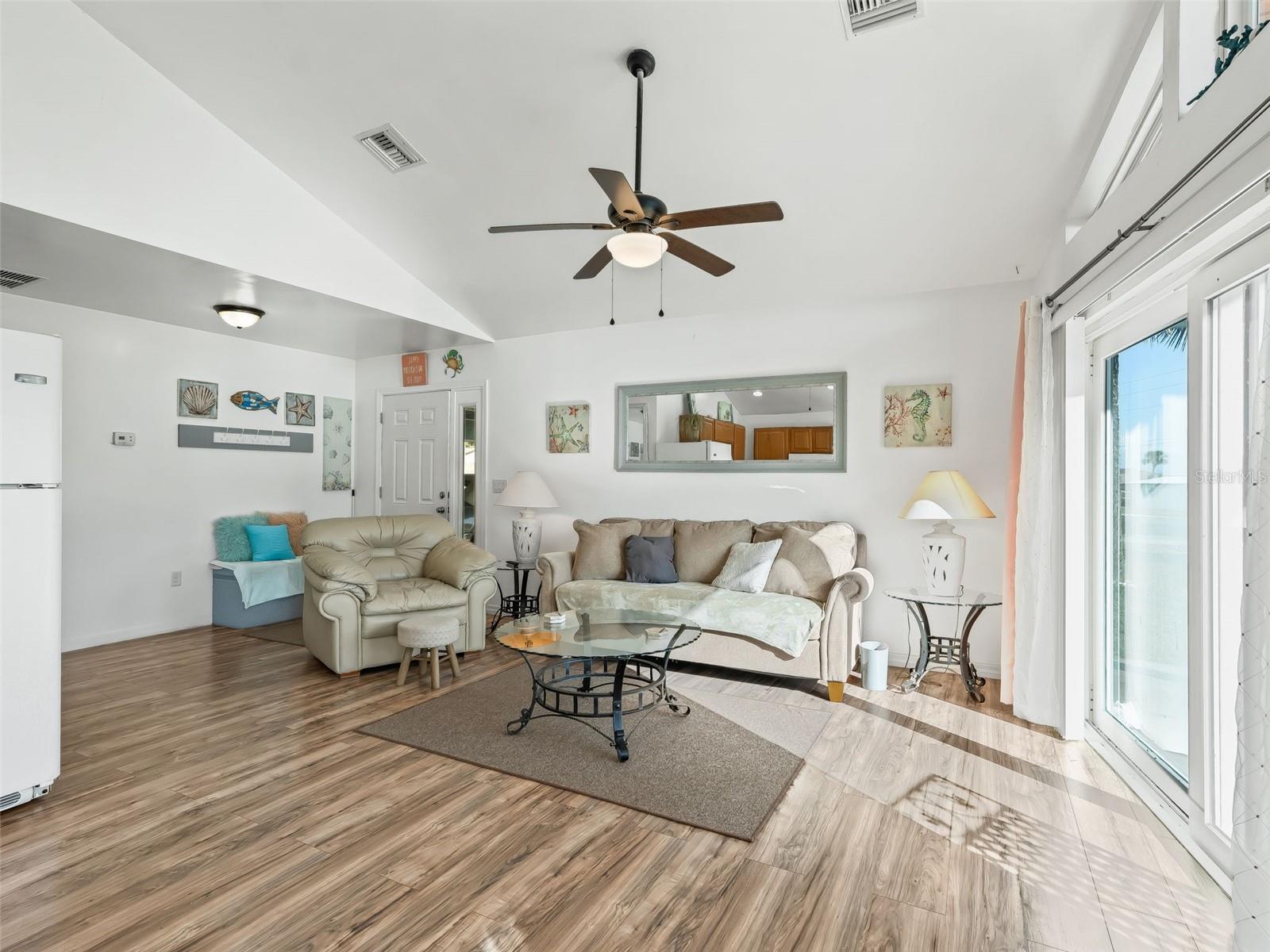 33445 PICCIOLA DR, FRUITLAND PARK, FL, 34731