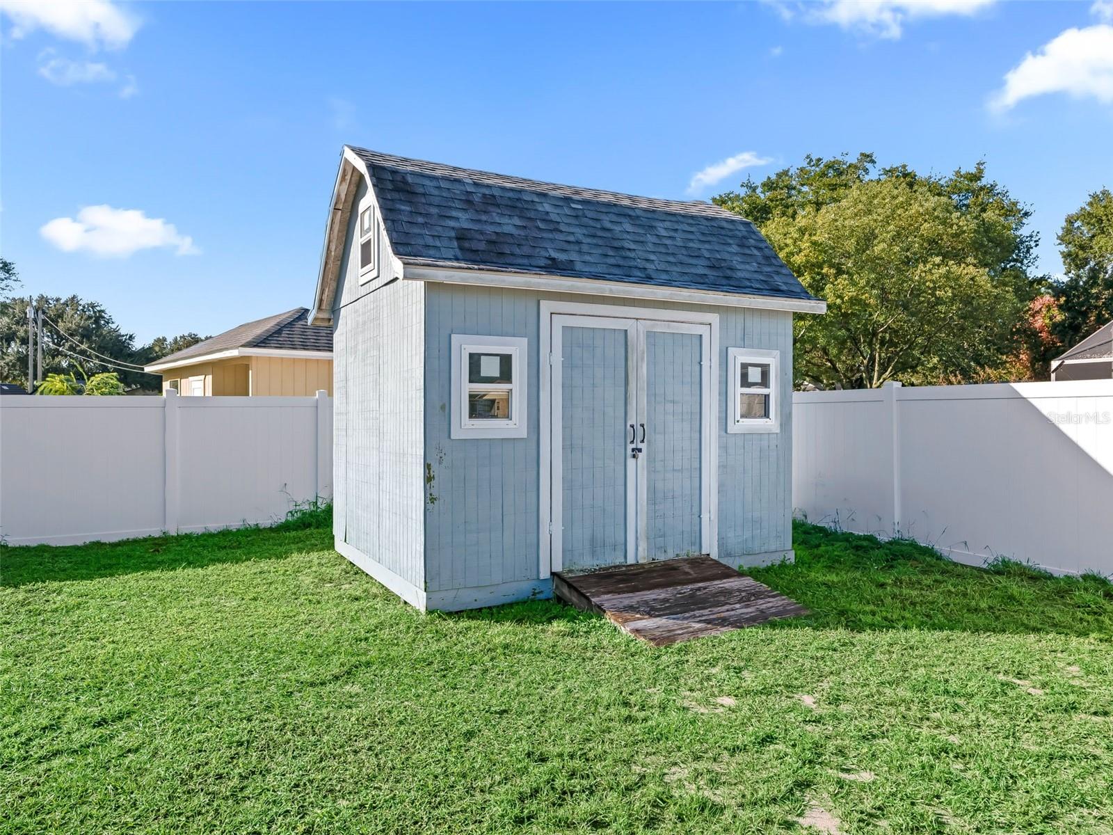 33445 PICCIOLA DR, FRUITLAND PARK, FL, 34731