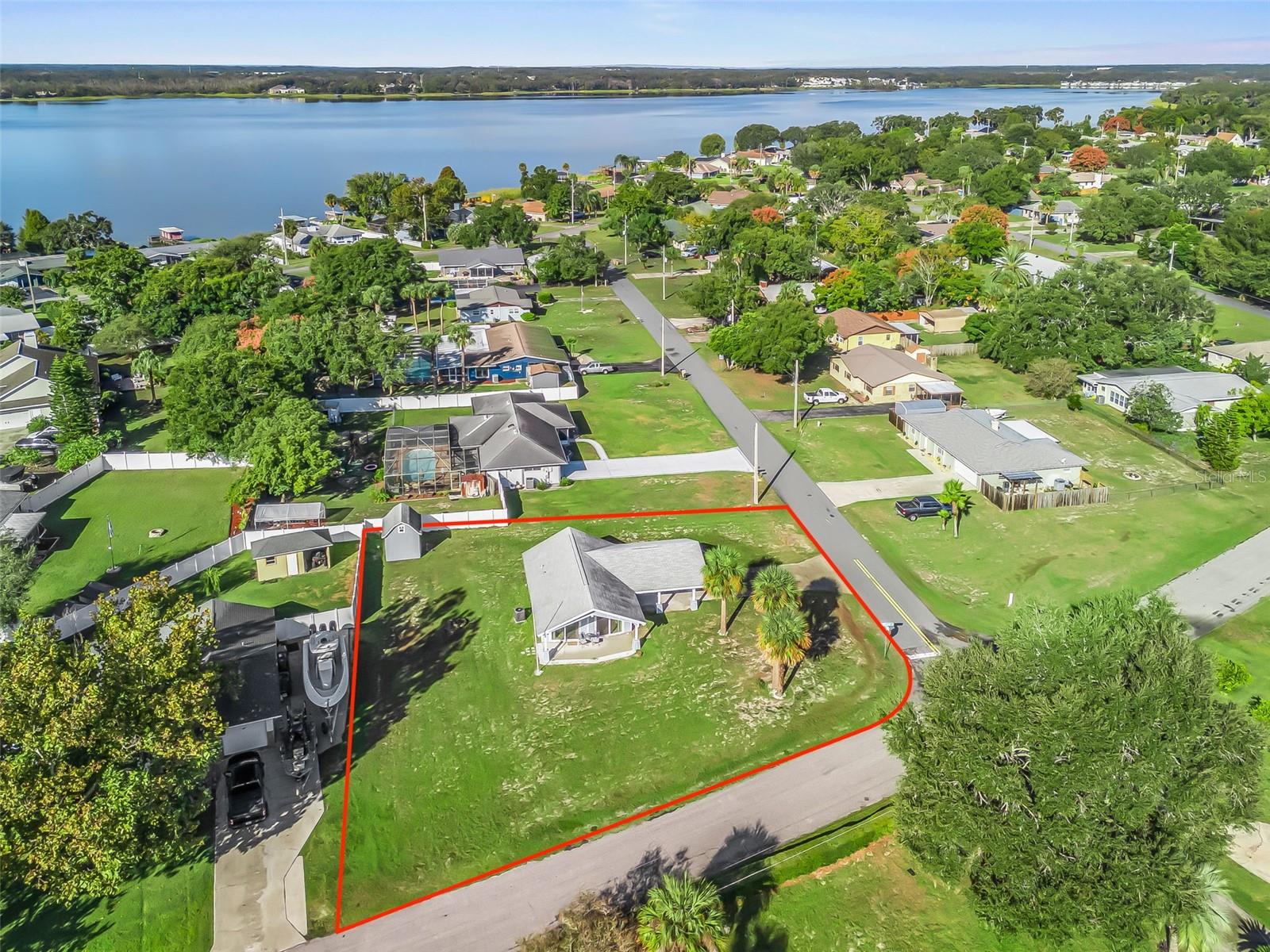 33445 PICCIOLA DR, FRUITLAND PARK, FL, 34731