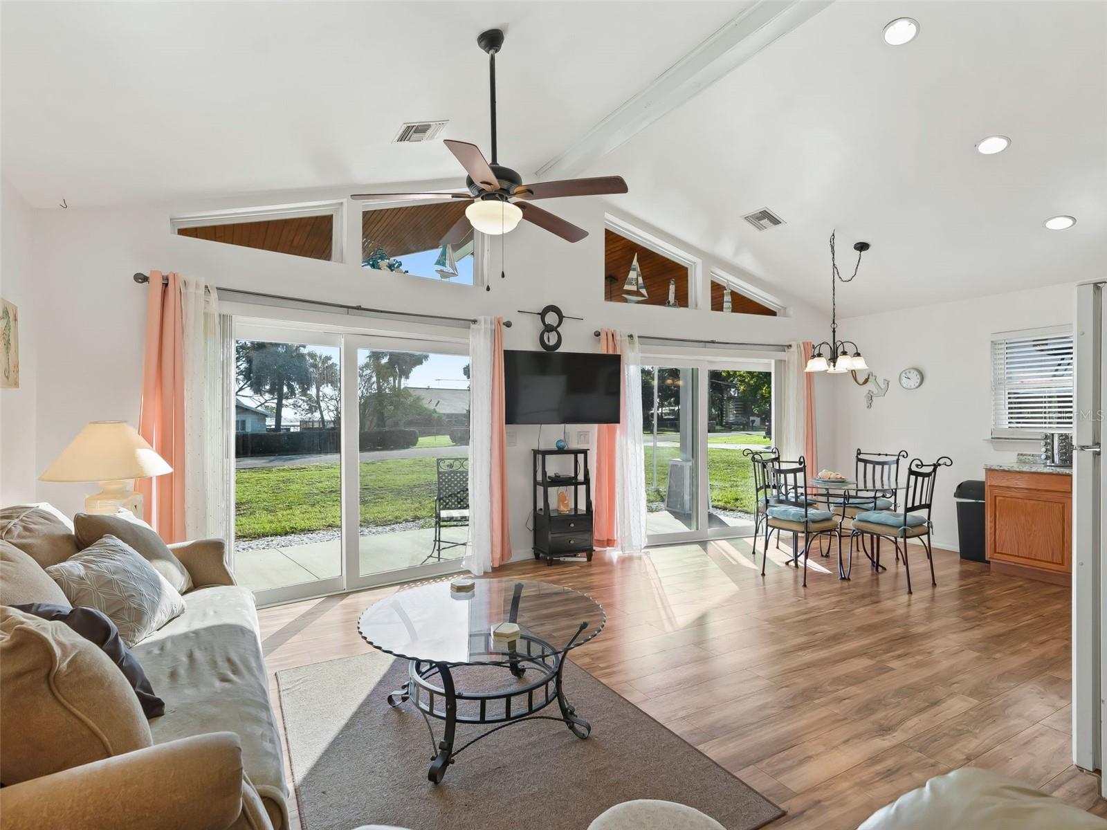 33445 PICCIOLA DR, FRUITLAND PARK, FL, 34731