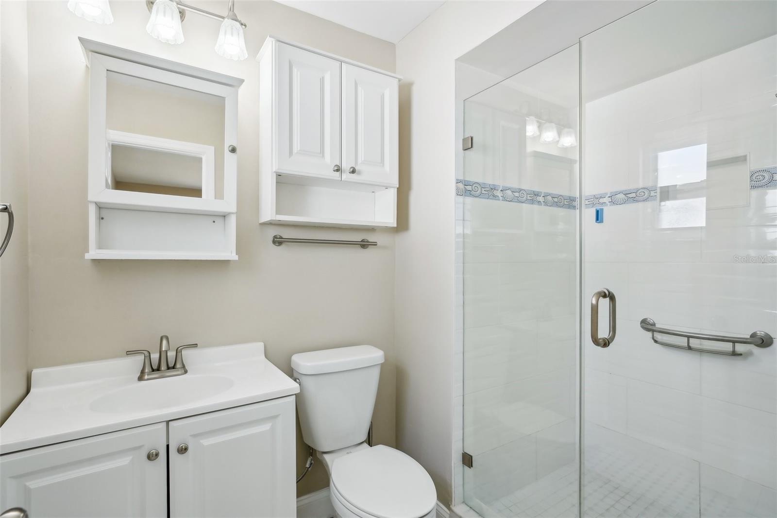 8417 BAY POINTE DR, TAMPA, FL, 33615