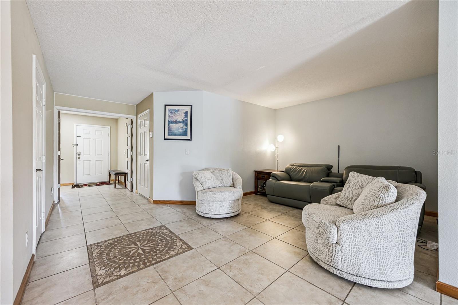 596 CRESTING OAK CIR #25, ORLANDO, FL, 32824
