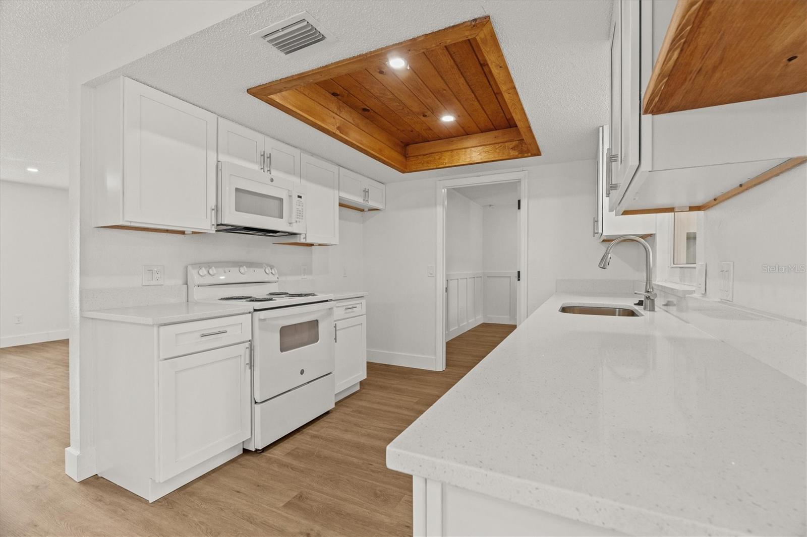 766 TAMERLANE ST, DELTONA, FL, 32725