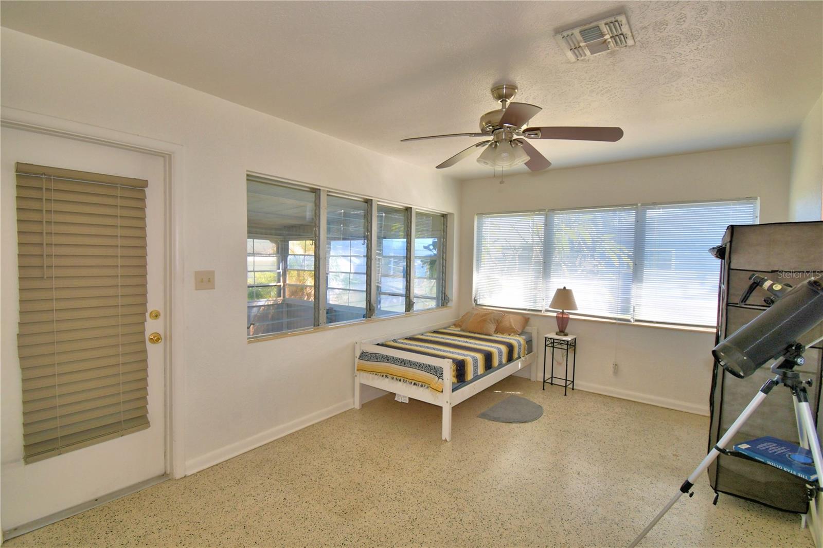 105 MAXCY LN, FROSTPROOF, FL, 33843