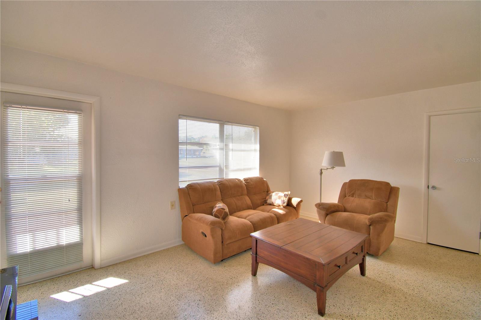 105 MAXCY LN, FROSTPROOF, FL, 33843