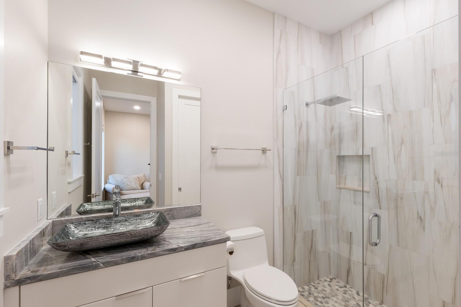 A4670192 Property Photo