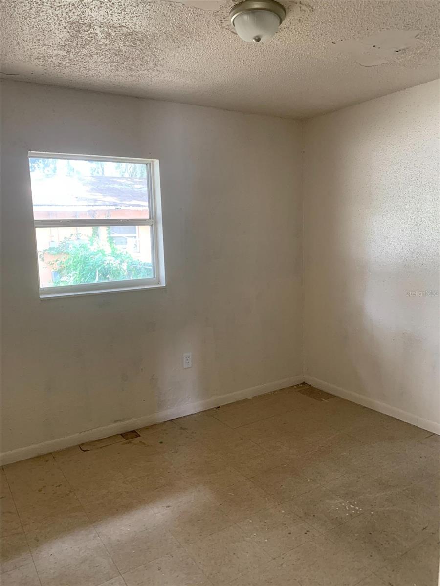 400 TERRY, WILDWOOD, FL, 34785